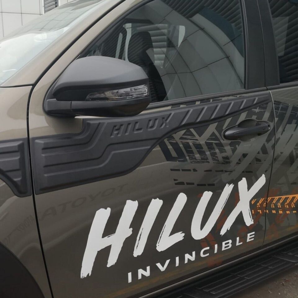 Cappafe Toyota Hilux Uyumlu 2021- Yarasa Kapı Kaplama 4 Parça N11.9995