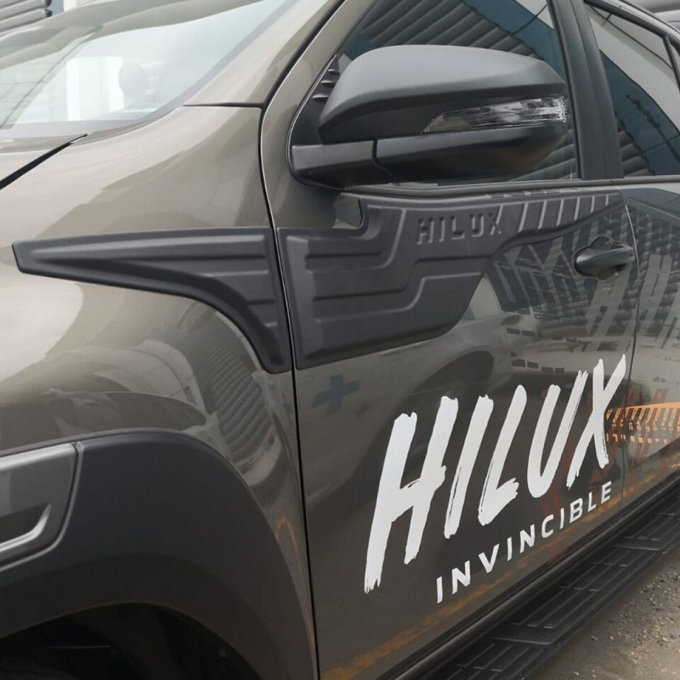 Cappafe Toyota Hilux Uyumlu 2021- Yarasa Kapı Kaplama 4 Parça N11.9995