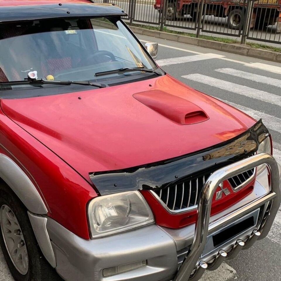 Mitsubishi L200 Plexi Kaput Rüzgarlığı 1996-2006