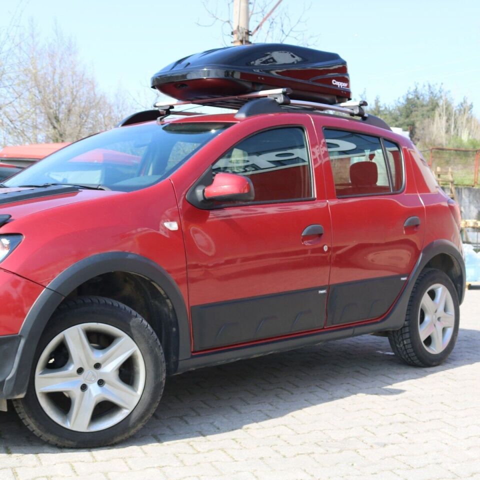 Dacia Sandero 2012 - 2020 Kapı Dodik 4 Parça