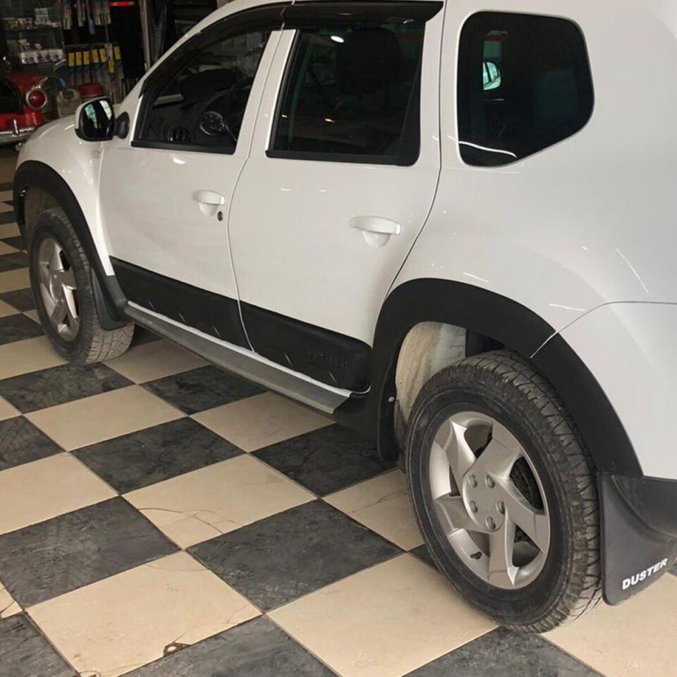 Dacia Duster Dodik Seti 2010-2017 Yılı Arası Komple Set 12 Parça