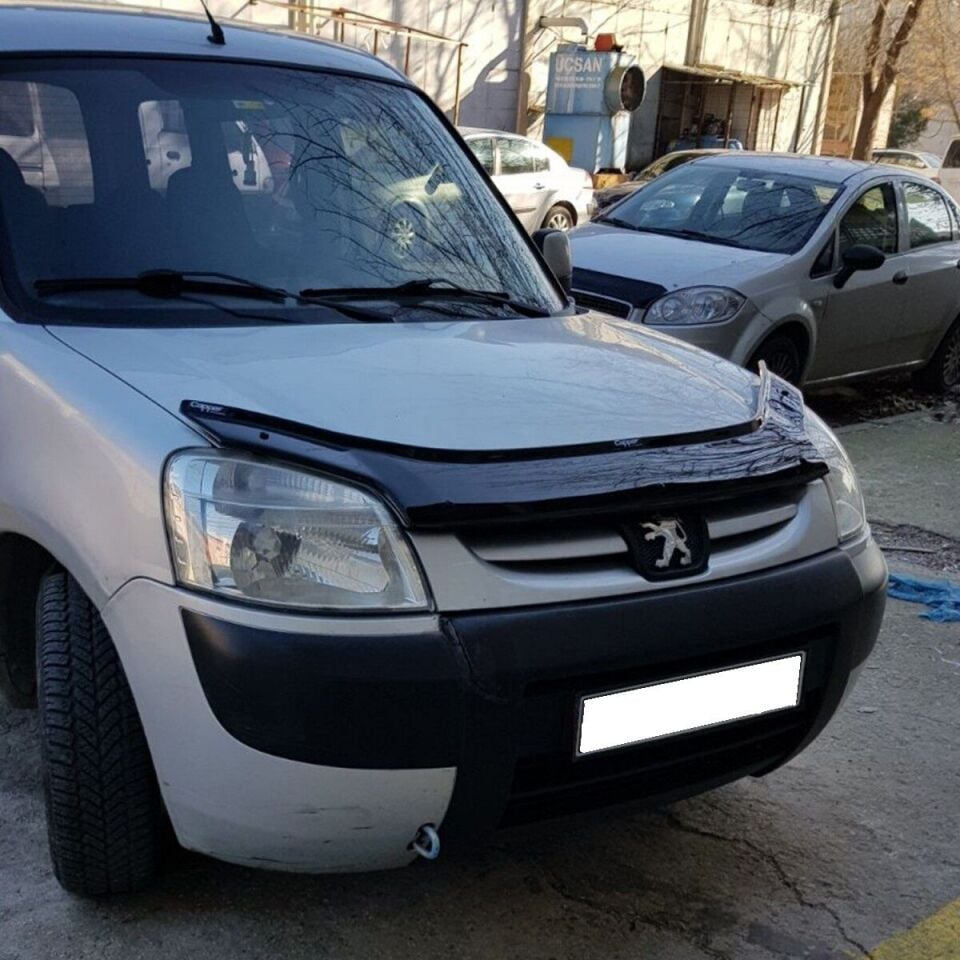 Peugeot Partner Plexi Kaput Rüzgarlığı 2004-2008