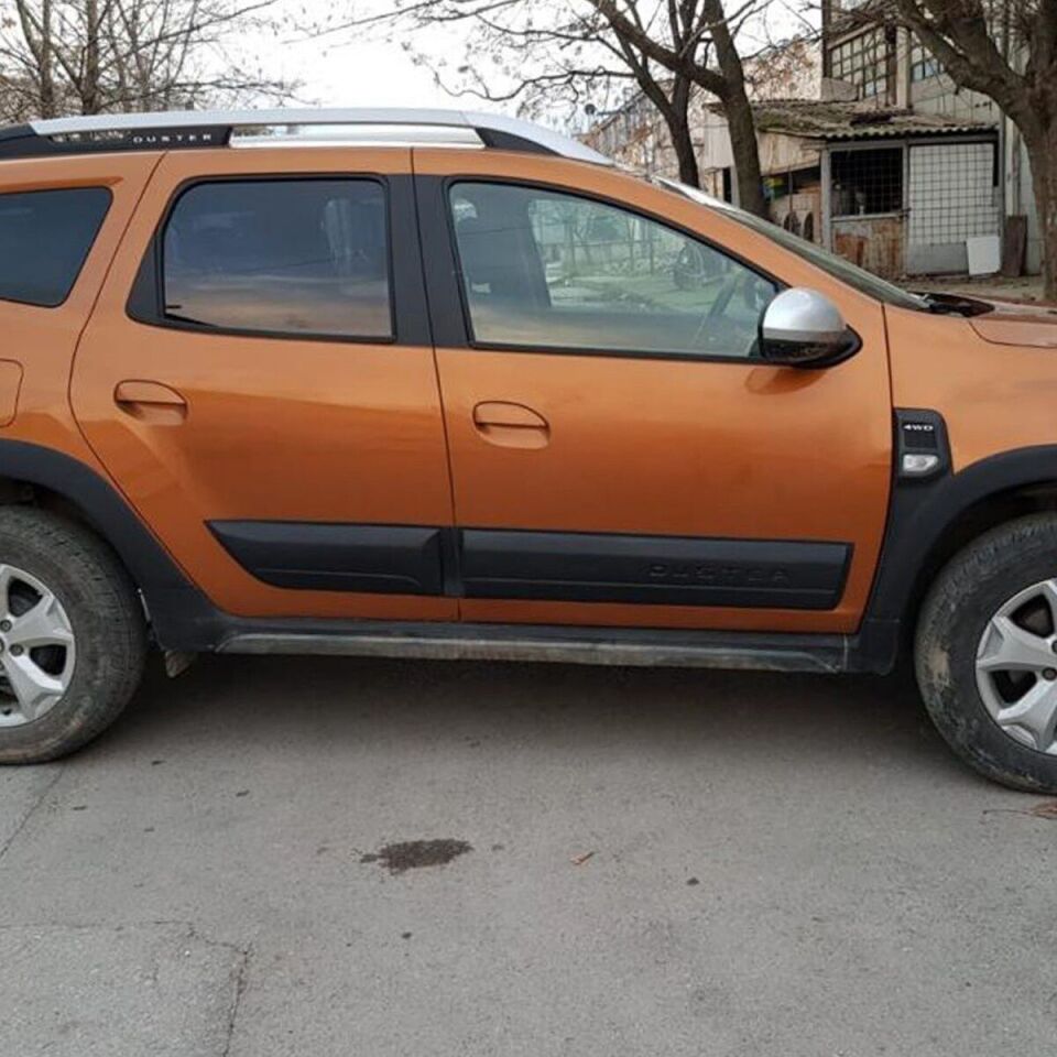 Dacia Duster 2018 Kapı Dodikleri 4 Parça