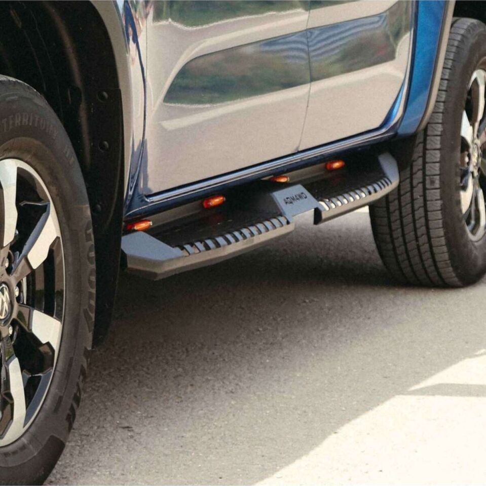 Mitsubishi L200 2007-2009 Işıklı Siyah Yan Basamak S32 Aqm4wd