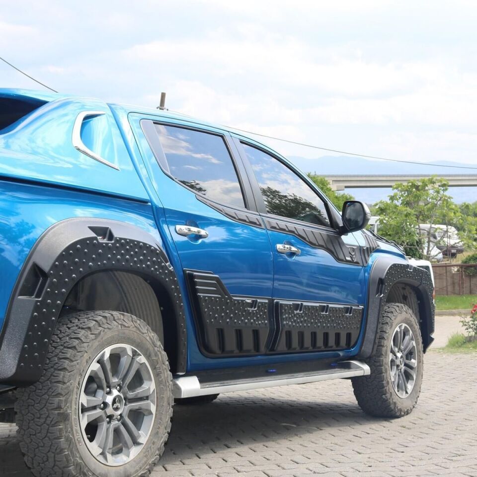 MITSUBISHI L200 2019+ KAPI DODİK 6 PARÇA
